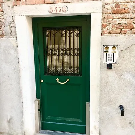 Mirrors Appartement Venise