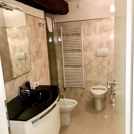 Mirrors Appartement Venise