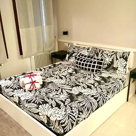 Mirrors Appartement Venise