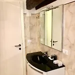 Apartman Mirrors Velence
