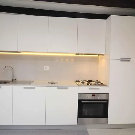 Apartament Mirrors Wenecja