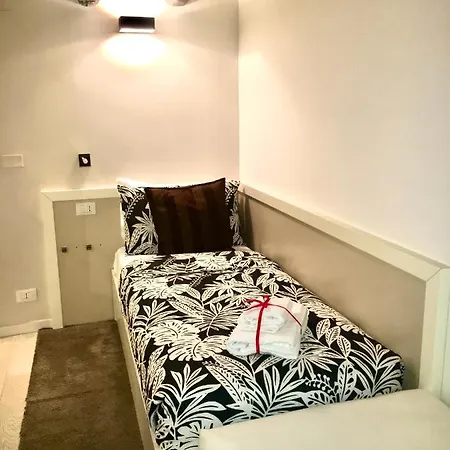 Apartament Mirrors Wenecja