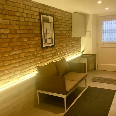 Mirrors Apartmán Benátky